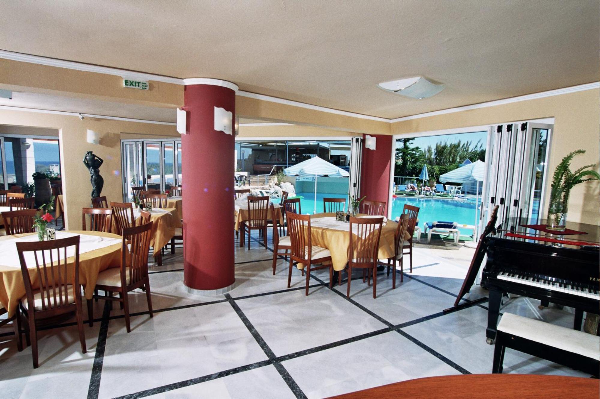 Futura Hotel Maleme Dış mekan fotoğraf
